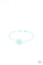 Load image into Gallery viewer, Starlet Shimmer Bracelet - Pearl-Dotted Star
